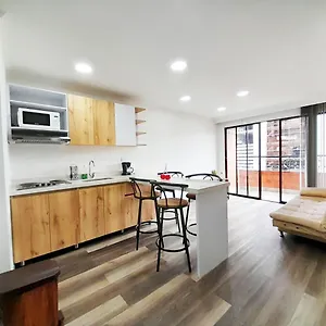 Apartamento En Laureles, Medellín